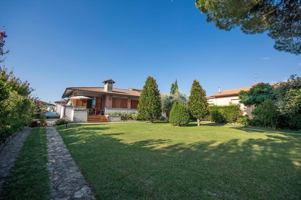 Villa Orsini - A Retreat In Pisa - Food And Relax Eksteriør billede